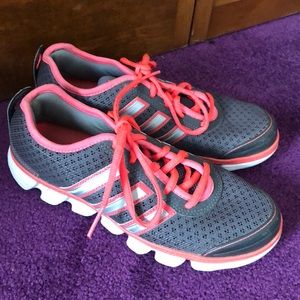 Adidas Women’s Running Sneakers 6.5 GOOD CONDITION